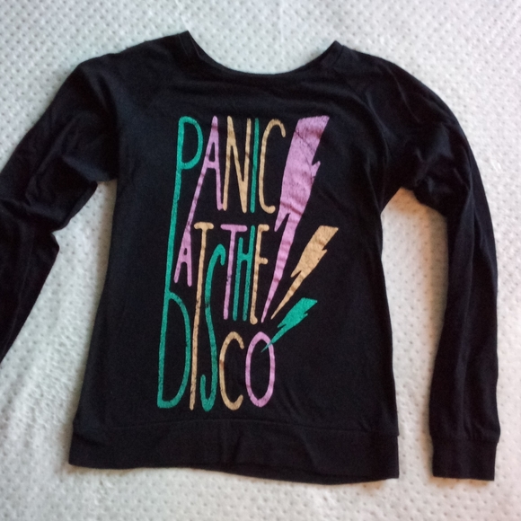 💙 🔥Panic! At the Disco long-sleeve lightning bolt pullover top. - Picture 6 of 9